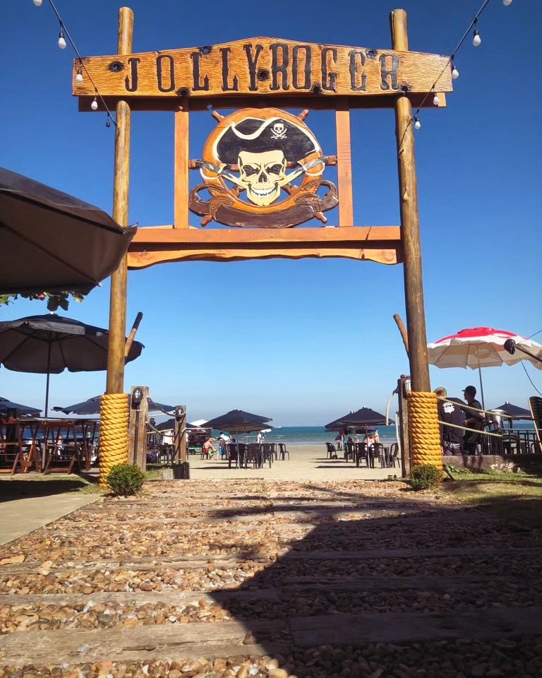FotoII Jolly Roger em Folha News_Bertioga.jpg